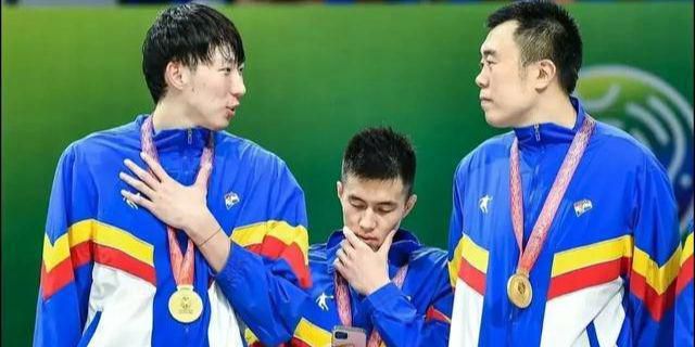 我才是岚岚麻将桌